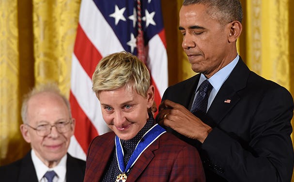 Ellen DeGeneres receives the Medal of Freedom from President Barack ...